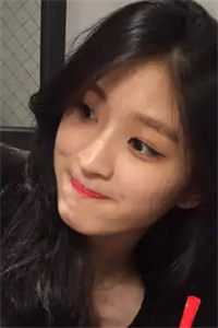 闪婚后，亿万老公拉着我花式撒糖