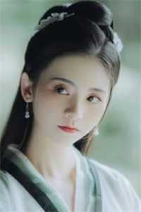 七零：白富美她手握空间被糙汉诱哄了