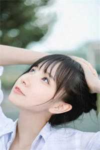 重生八零：初恋校花到我怀里来