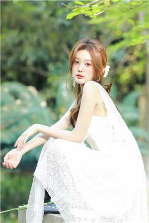 重生后，疯批美人每天都在撩人攻心