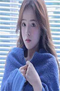 穿进be文，假千金她成了皇城团宠