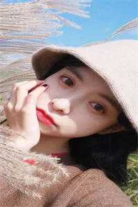 重生后，疯批美人每天都在撩人攻心