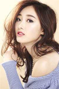 女修穿越年代收了宝藏下乡了