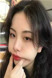穿越后，我成了校霸的私有物