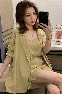 让你参加恋综发展事业，你却趁机俘获女神？