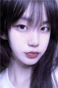 带空间穿年代：咸鱼少女开大了