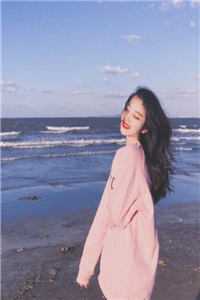 穿书女配：她成了全家的小太阳