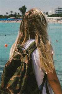 萝翔都要叫我师傅