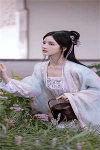 暗恋成真，我和女神先婚后爱