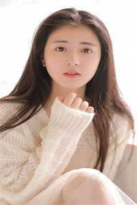 乖宝一眼红，矜贵医生抱在怀里哄