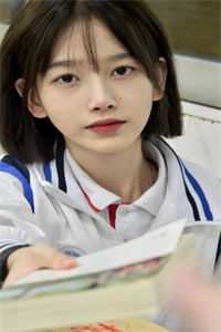 八零军宠：村姑闪婚后变成小娇娇
