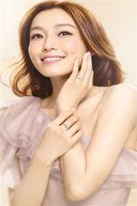 暗恋成真，我和女神先婚后爱