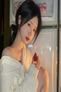 游戏入侵现实，我卖房狂充十个亿