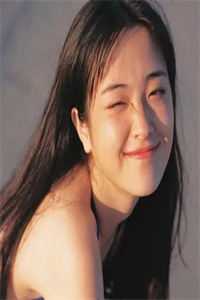离婚后，傲娇大佬日日缠着她