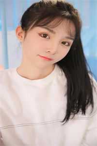 身为主角，我除了女帝老婆一无所有