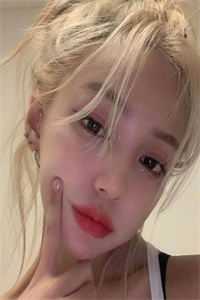 生崽后，寻她多年的疯批总裁醋了