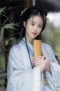 重生千年：开局收养未来女帝