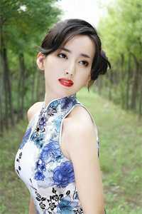 薄爷，夫人出价一千亿要退婚