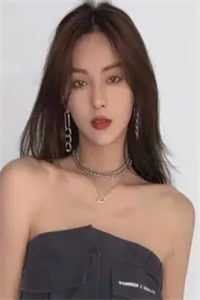 绑定系统后，我在直播间甩卖通缉犯