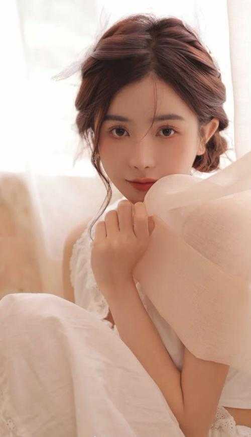 我有99个大佬师父，下山即无敌