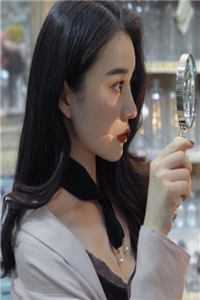 穿成极品亲妈后，她带着崽崽回军院