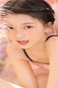 成为顶级女主播，打脸极品亲戚