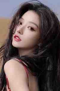渡劫失败后，玄学大佬成了小农女