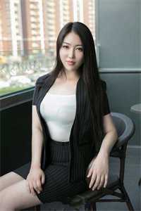 九年后，疯批大佬跪着追妻