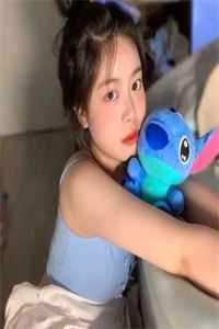 穿越：全家都是反派炮灰