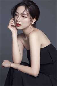 转行卖烧烤后，他桃花不断