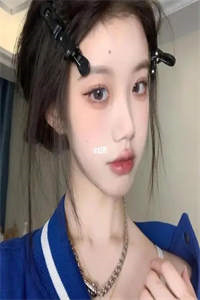 师姐可盐可软，她只想救世飞升