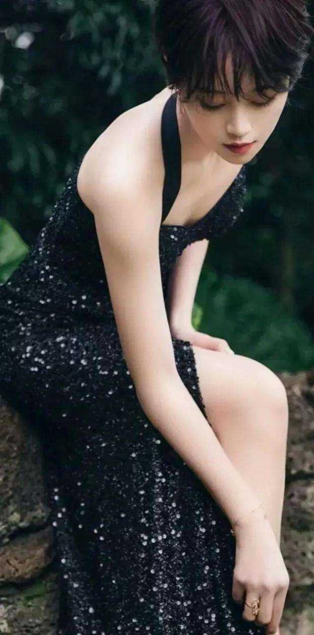 女尊：成了状元郎，我开个后宫不过分吧