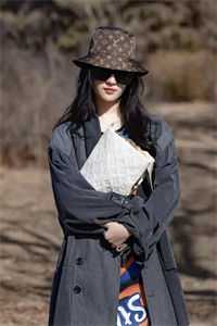 纯爱战士出手：女魔头乖乖在怀撒娇