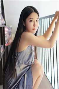遭雷劈后，我被猎户捡回家当男妻