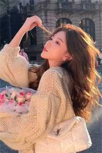 富婆系统：我一心只想躺平赚钱