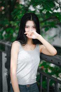 轻吻你指尖