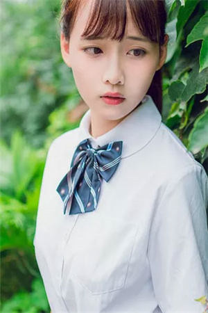 犟鱼儿：嘴硬咬钩不松口