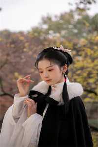 被京圈太子爷抛弃后，我远嫁东北