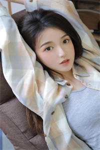 男扮女装后，校霸非要我微信