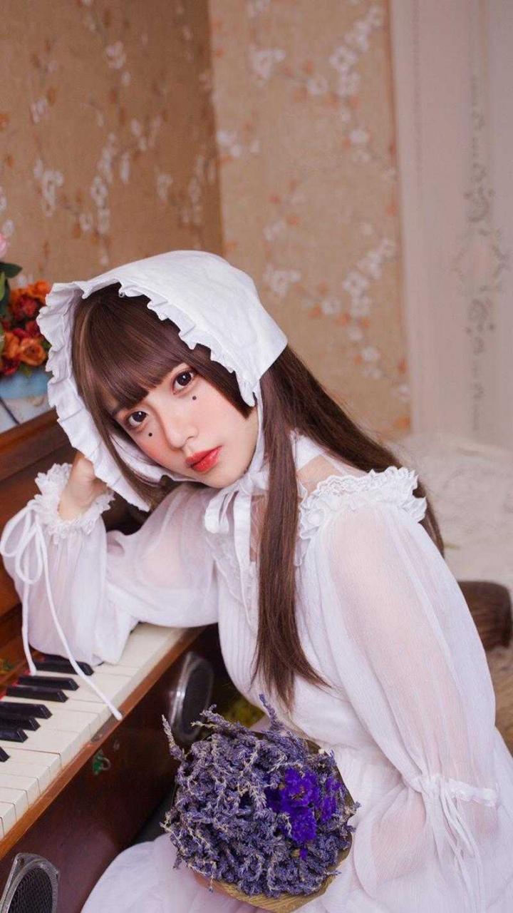 睁眼新婚夜，夫君是朵高岭之花