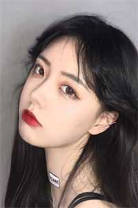 先婚后爱：重生成军嫂后的逆袭之路