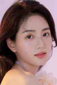 团宠：开局闪婚，身价飙升