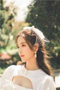 夫人她一心搞事业，世子赢麻了