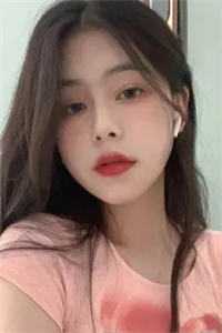 七零：囤满物资后，她靠空间无敌了