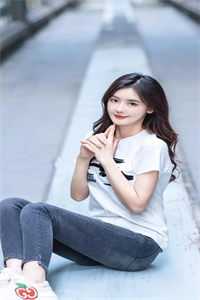 我是相府嫡出女，庶姐却成了皇后