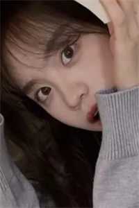 末世前疯狂捞物资，女神们都看我脸色过活