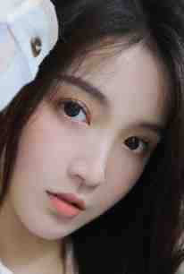 绑定无敌系统后，躺着也能当武帝