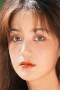 身为主角，我除了女帝老婆一无所有