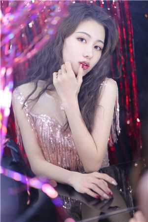 惊！隐形大佬在娱乐圈叱咤风云
