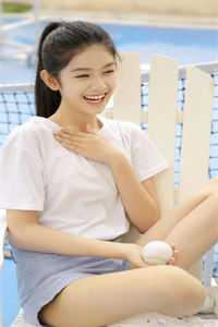 渡劫失败后，玄学大佬成了小农女